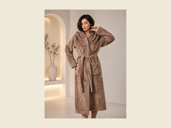 Plush coral fleece bathrobe in warm taupe — ultra-soft microfibre for hotels and resorts